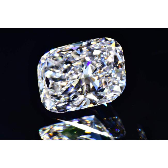 クッションカットダイヤ 0.5カラット D IF【GIA鑑定書刻印つき】ダイヤ原石写真あり 白さと輝きさん |  | 02