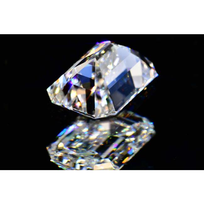 【推し】 0.3カラットエメラルドカット ダイヤネックレス Eカラーインターナリーフローレス高品質 ダイヤ一粒ネックレス横向き 【EIM2010748098】(70590円)