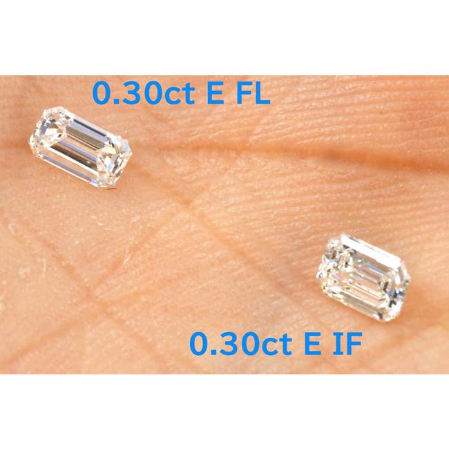 【推し】 0.3カラットエメラルドカット ダイヤネックレス Eカラーインターナリーフローレス高品質 ダイヤ一粒ネックレス横向き 【EIM2010748098】(70590円)