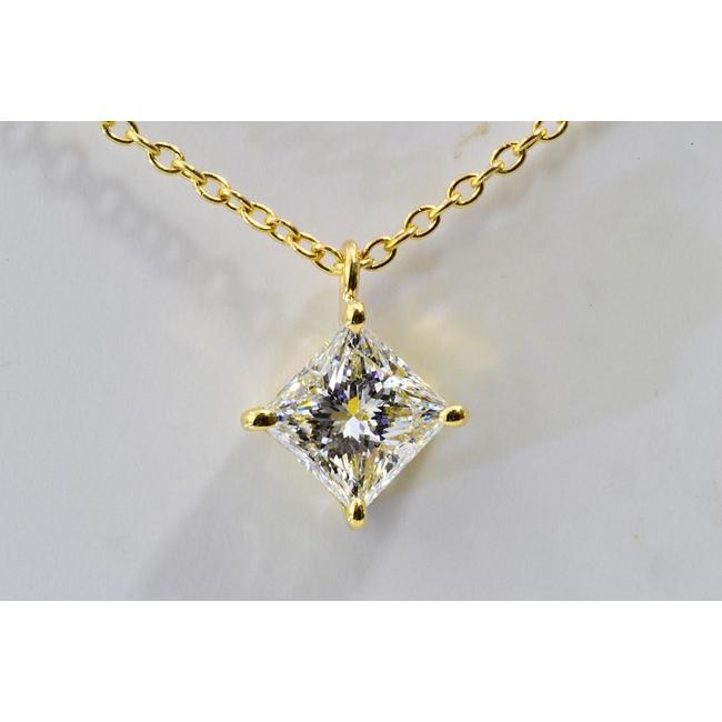 0.5カラット プリンセスカット ダイヤ一粒ネックレス イエローゴールド 