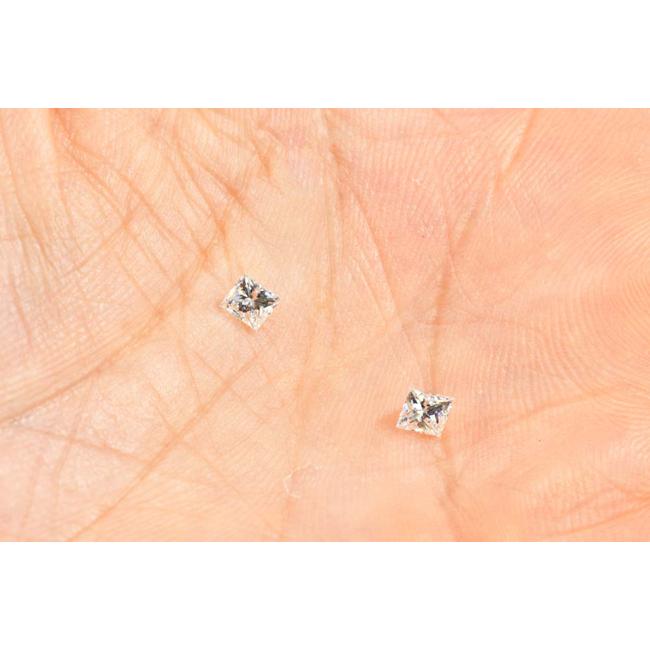 0.3カラット プリンセスカット ダイヤモンド 一粒ネックレス イエローゴールド高品質インターナリーフローレス お胸元きらり華やか ダイヤGIA鑑定書 刻印つきの画像
