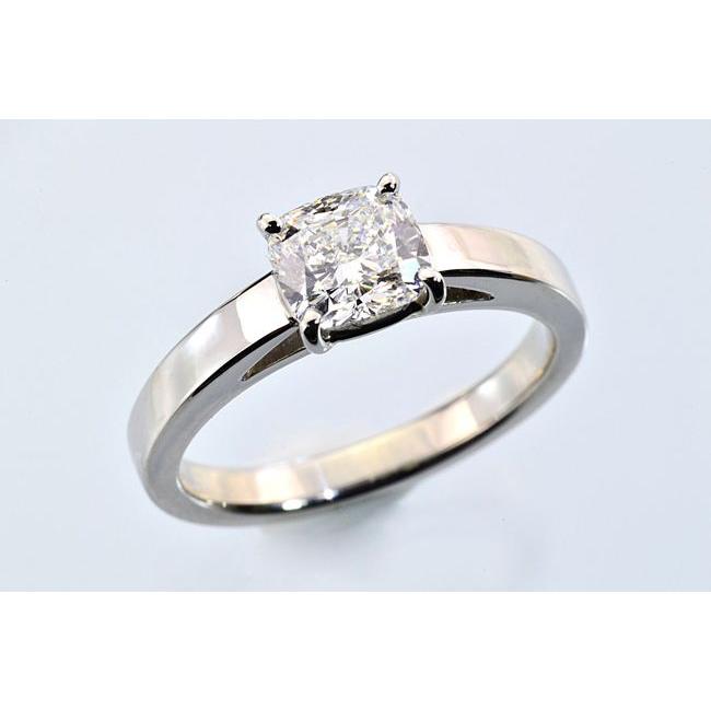 重厚で繊細 クッションカット ダイヤモンド 上品な一粒ダイヤモンドリング １ct プラチナ R053 Cusdif ダイヤモンド専門店 オシェル 通販 Yahoo ショッピング
