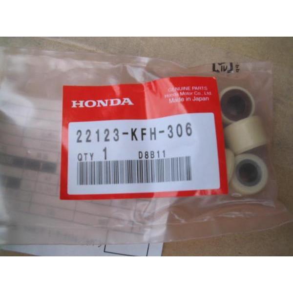新品送料込純正リード100　Ｖベルト+ローラー６個+クラッチ_1