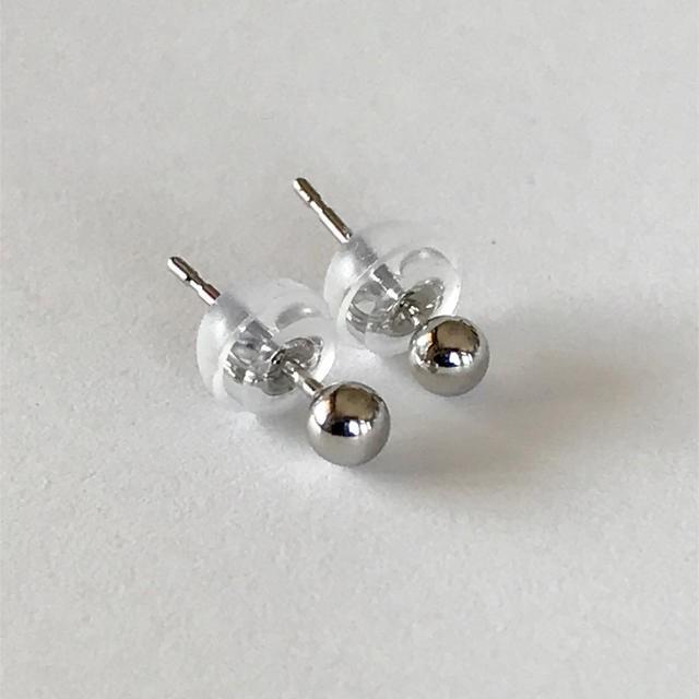 プラチナピアス 丸玉ピアス 3mm pt900 シリコンダブルロック付き｜dif｜02