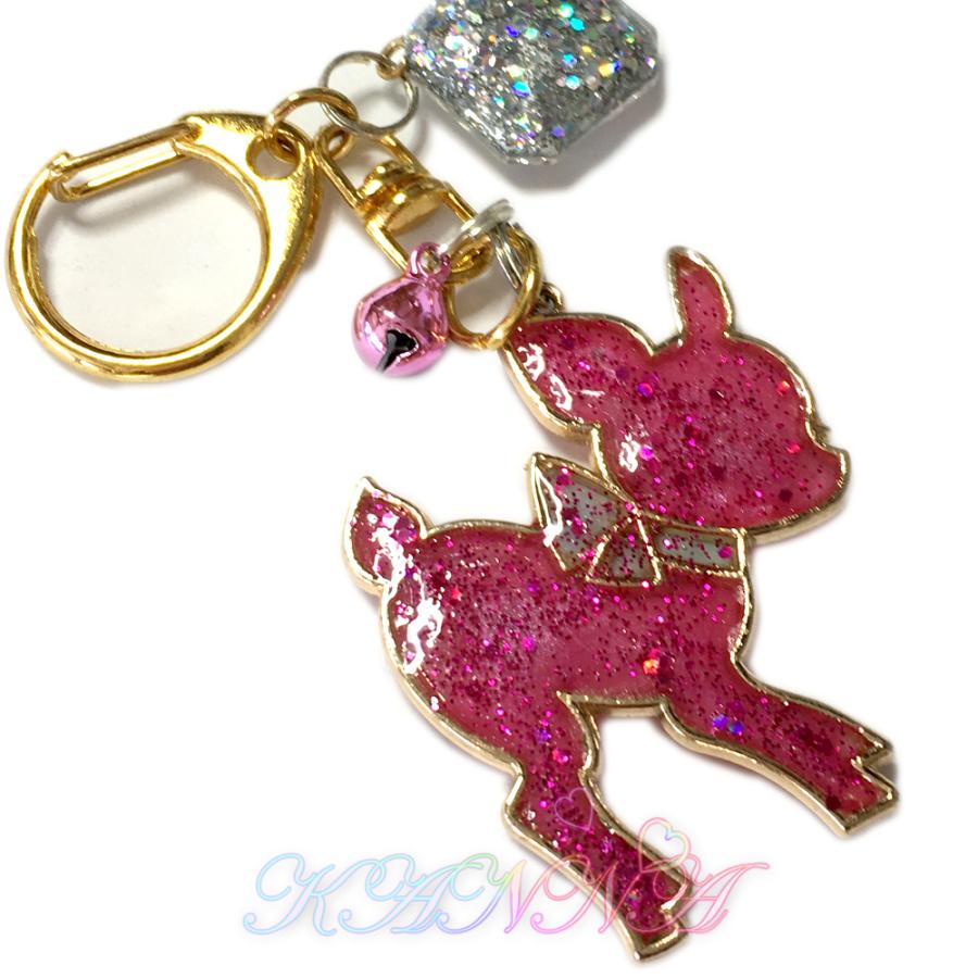 ローズピンクの可愛いバンビさんキーホルダーレジン製 ビジュー付き by