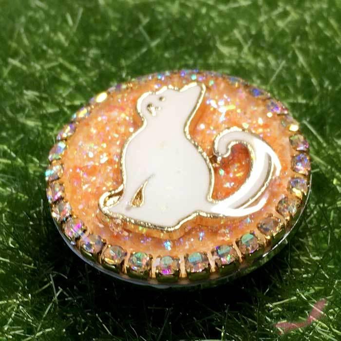 お上品にお座りしている ネコ ゴルフマーカー ハットクリップセット |  | 02