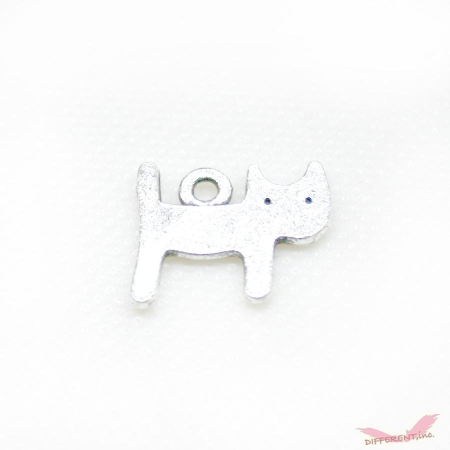 ぺったんこ 可愛い 猫 チャーム | 