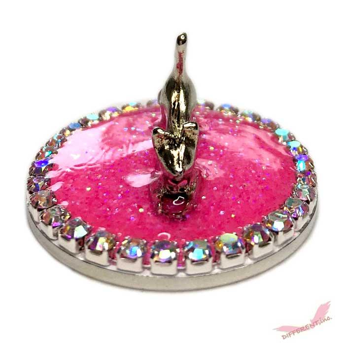 伸びをするネコ mini3D ピンクラメベース ゴルフマーカー クリップ付 |  | 02