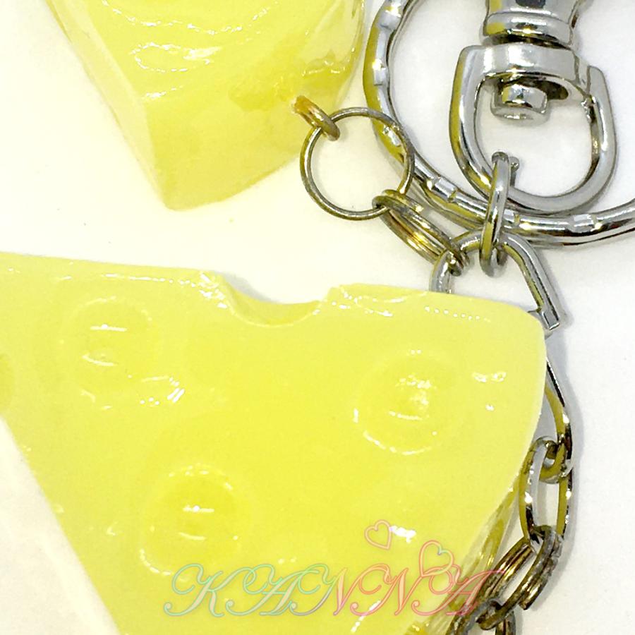 立体 チーズ 2個 バッグチャーム キーホルダー  by Kanna |  | 03