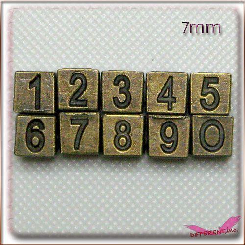 【アウトレット】金古美 数字 メタル キューブビーズ |  | 01