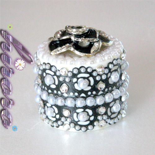 ペットボトルキャップ  ブラックローズ | 