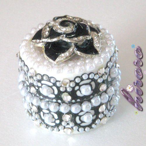 ペットボトルキャップ  ブラックローズ |  | 03