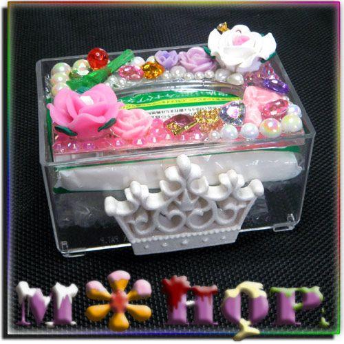 エッフェル塔とクラウン ミニティッシュケース手作りデコ by M＊HOP