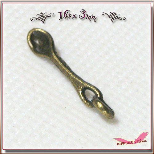 ミニミニスプーン 縦カン 金古美チャーム |  | 03