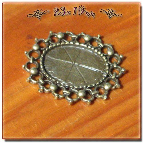 小さめの オーバル型 セッティング台 金古美 23*19 |  | 02