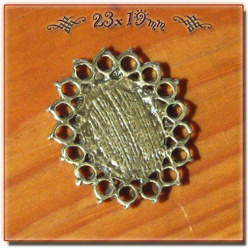 小さめの オーバル型 セッティング台 金古美 23*19 |  | 03