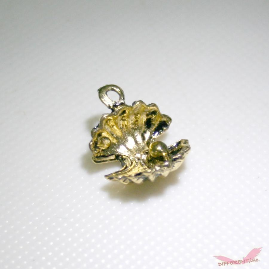 真珠貝 3D ヴィンテージゴールド メタルチャーム | 