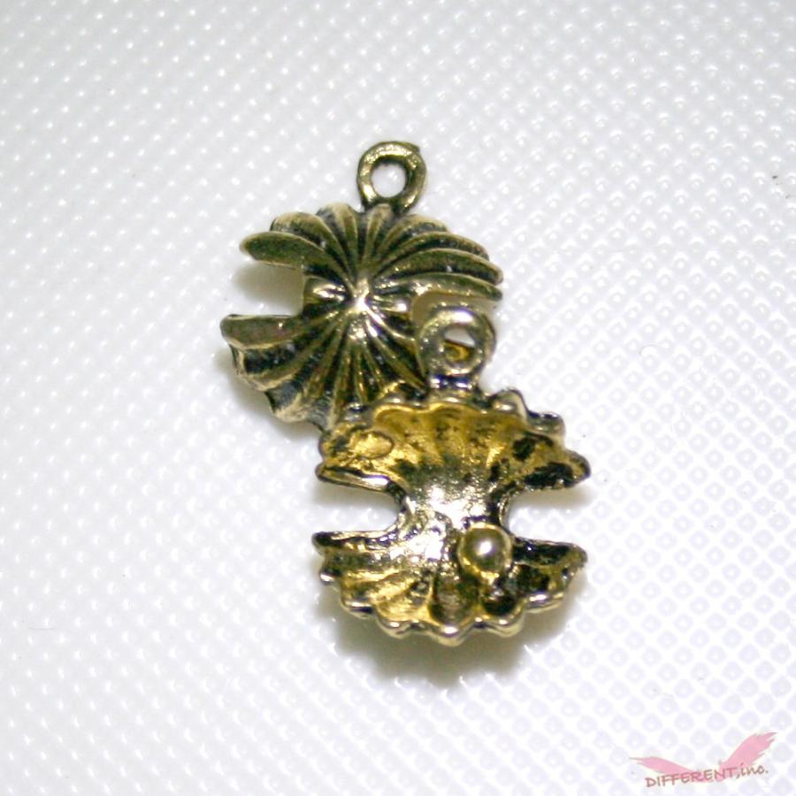 真珠貝 3D ヴィンテージゴールド メタルチャーム |  | 04