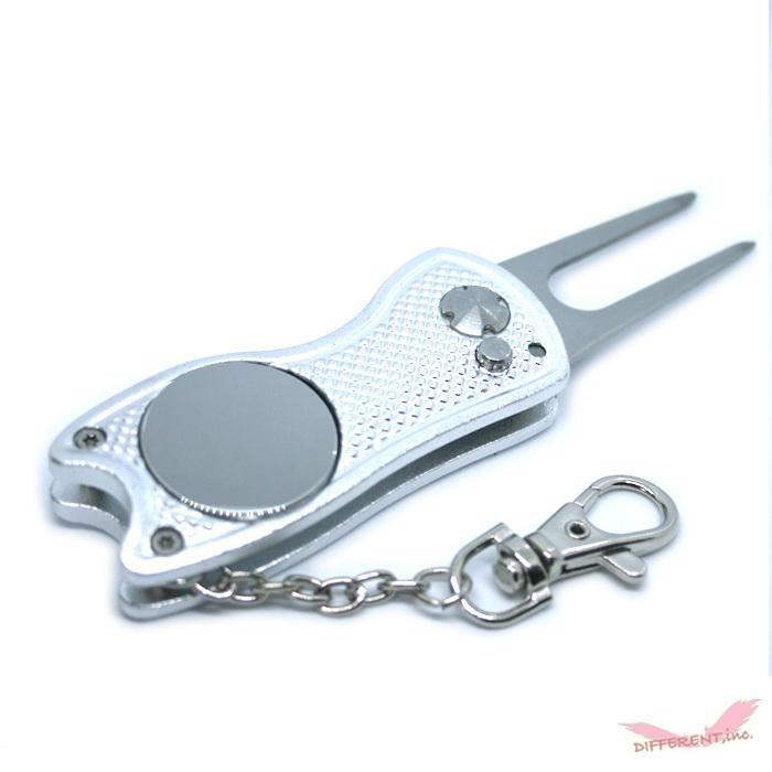 ゴルフ ジャックナイフタイプのリペアツールマーカーセット、キーチェーン付 |  | 02