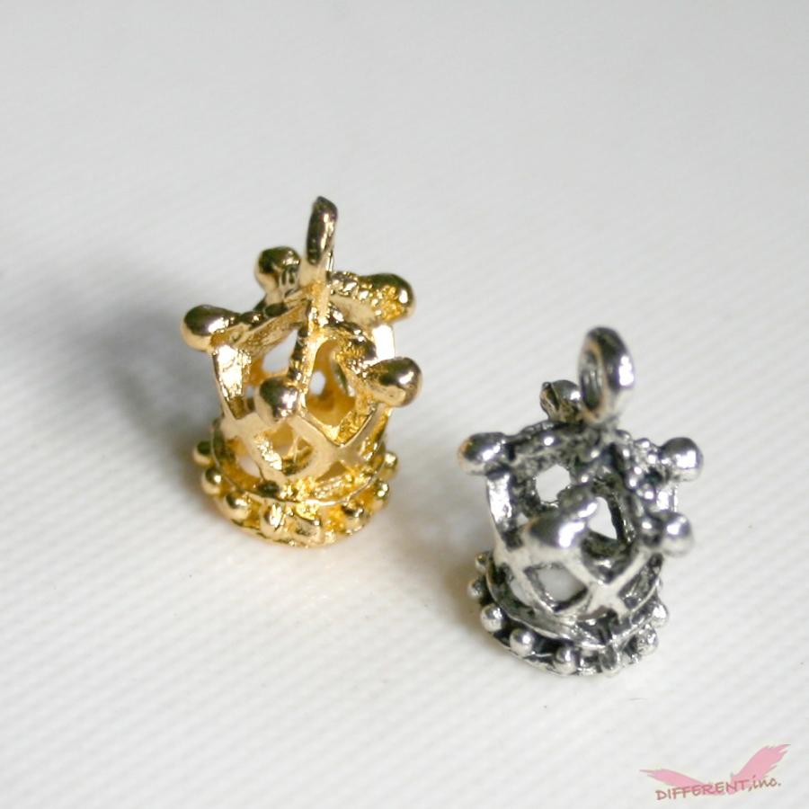 ロイヤルクラウン 3Dチャーム ゴールド/ヴィンテージシルバー |  | 04