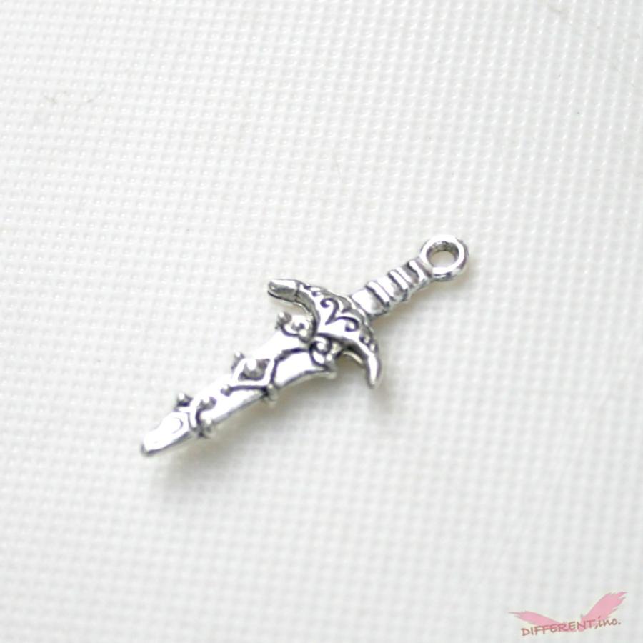 ツルギ チャーム ヴィンテージシルバー ミニサイズ |  | 01