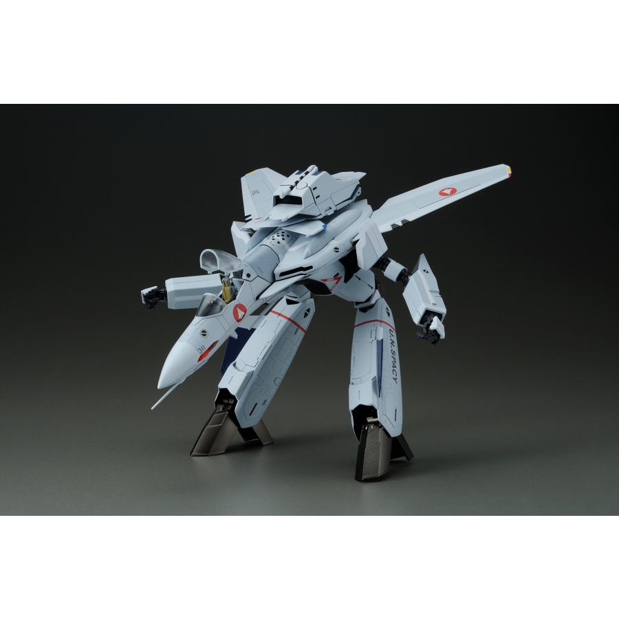 送料無料◇マクロスゼロ 1/60 完全変形 VF-0A フェニックス 工藤 送料無料◇マクロスゼロ 1/60 完全変形 VF-0A フェニックス 工藤