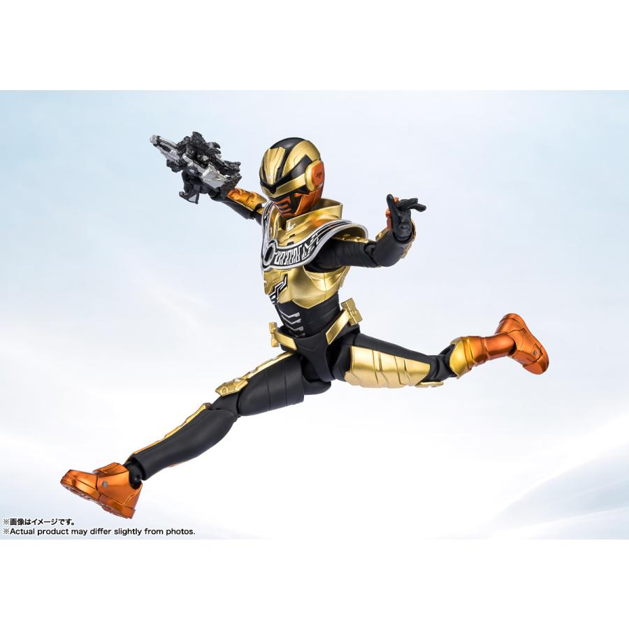 宇宙刑事 ギャバン フィギュア　made in japan Amazon.co.jp: [バンダイ(BANDAI)] 超宇宙刑事ギャバン インフィニティ