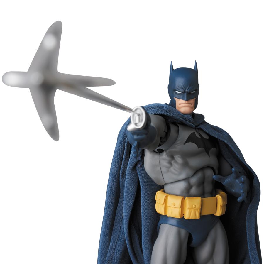 MAFEX 送料無料◇再販 マフェックス No.105 BATMAN “HUSH” バットマン