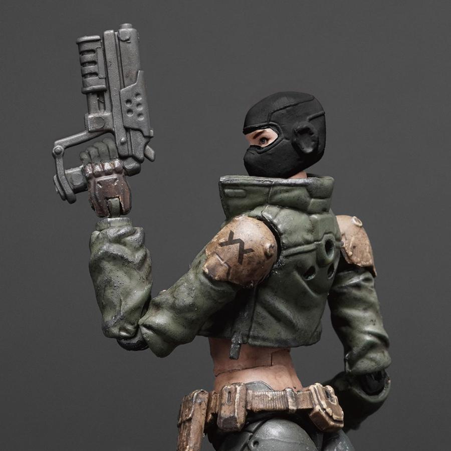 アシッドレイン 1/18スケール FAV-A148 イオス・ハッサー TOYS