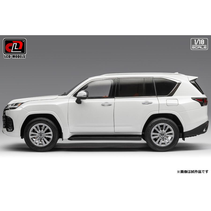 送料無料◇LCD MODELS 1/18 レクサス LX600 ホワイト ミニカー