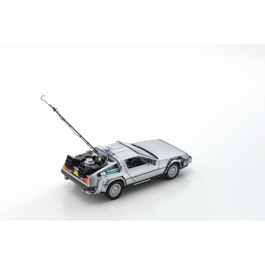 再販 WELLY 1/24 デロリアン(BACK TO THE FUTURE I) ダイキャスト