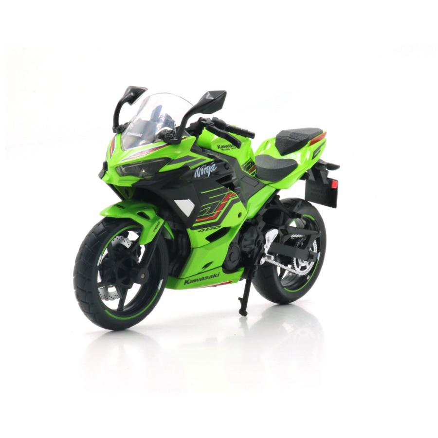 童友社（DOYUSHA） 1/12 Kawasaki Ninja 400 (緑) 塗装済み完成品 ダイ