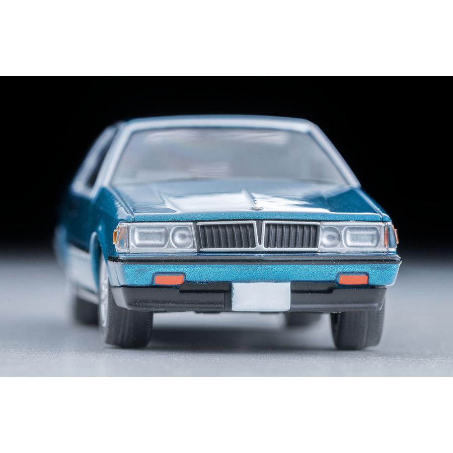 18RG(コロG)に着いてた物です当時物純正品 トミカリミテッドヴィンテージ NEO 1／64 LV-N69c トヨタ コロナ