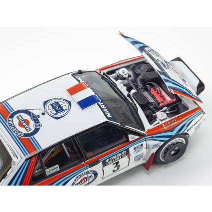 送料無料◇京商 1/18 ランチア デルタ HF インテグラーレ エヴォルツィ