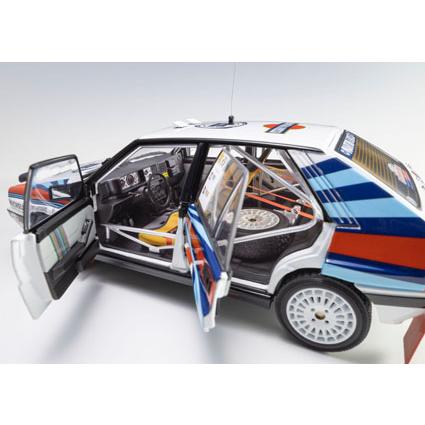 送料無料◇京商 1/18 ランチア デルタ HF インテグラーレ (8V