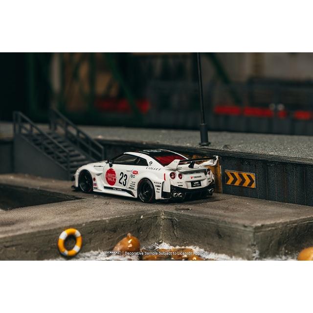 ターマック 1/64 LB-シルエットワークスGT NISSAN 35GT-RR (ホワイト