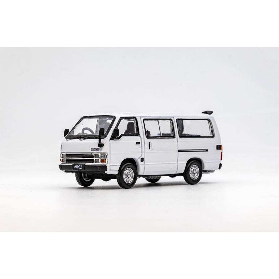super hobby 1/64 トヨタ ハイエース 3代目 ホワイト ミニカー SH0001