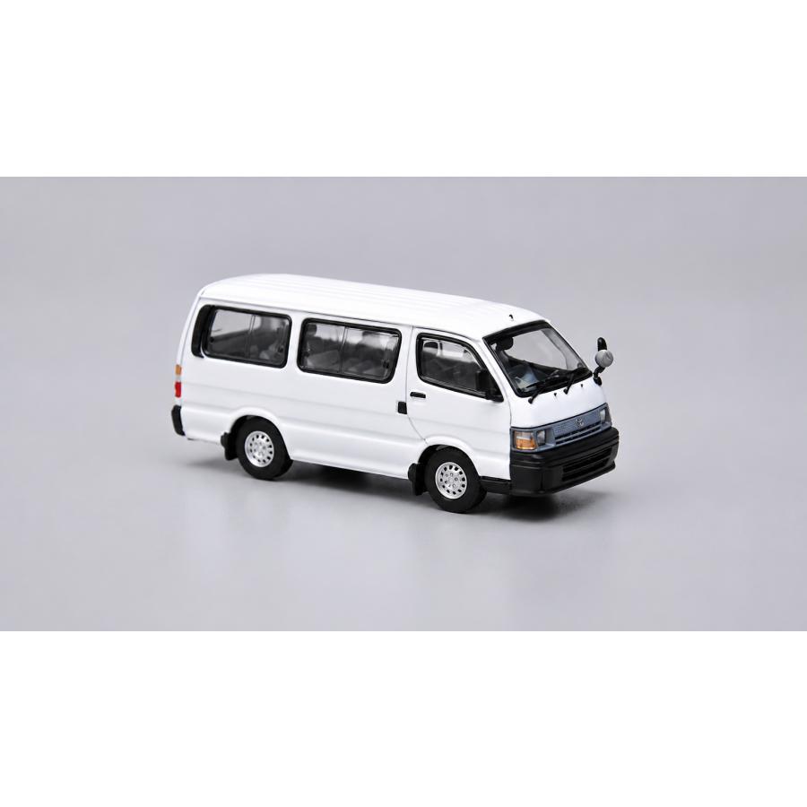 Model1 1/64 トヨタ ハイエース 第4世代 H100 (ホワイト) ミニカー