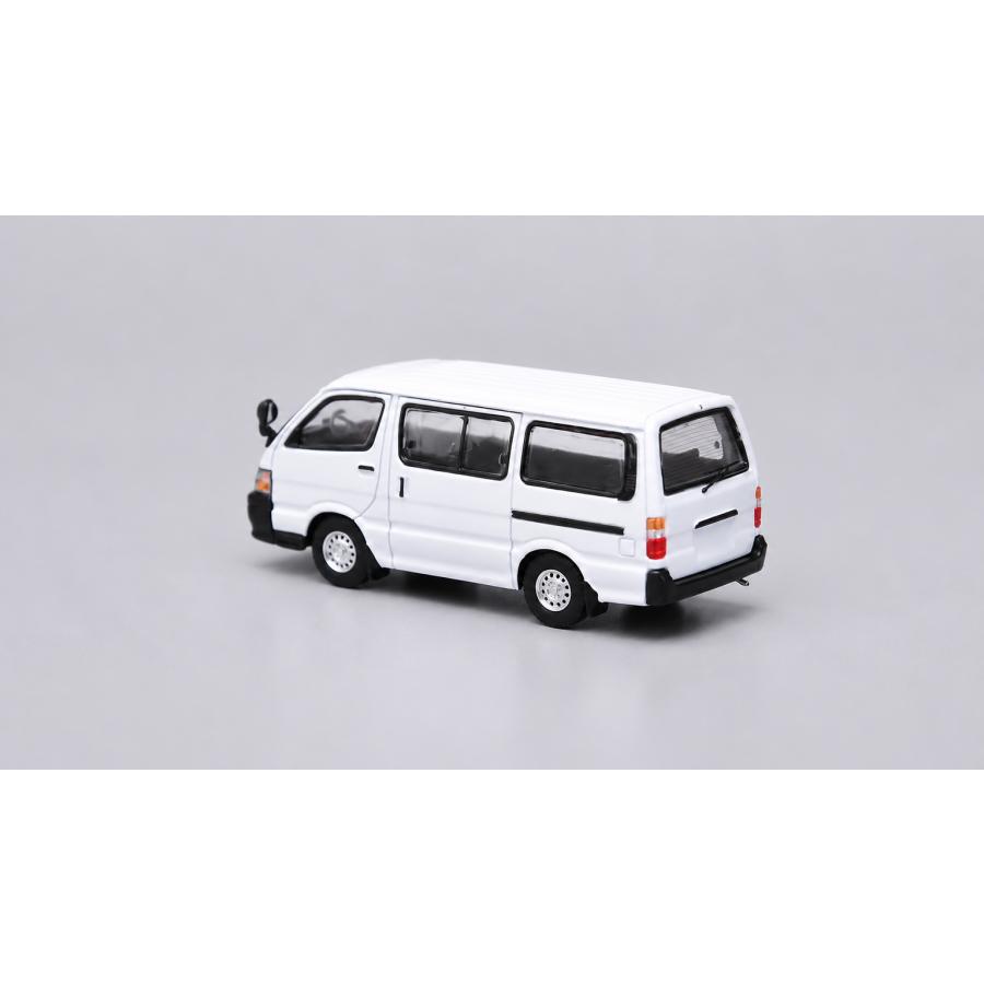 Model1 1/64 トヨタ ハイエース 第4世代 H100 (ホワイト) ミニカー