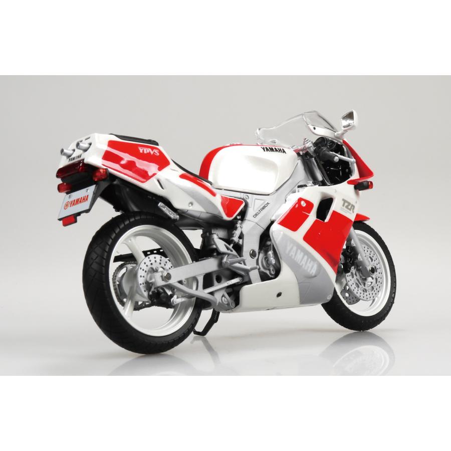 スカイネット 1/12 Yamaha TZR250 '89 シルキーホワイト/ファイン