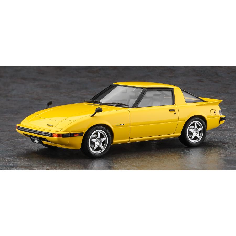 ハセガワ 1/24 マツダ サバンナ RX-7 (SA22C) 中期型 “カスタム
