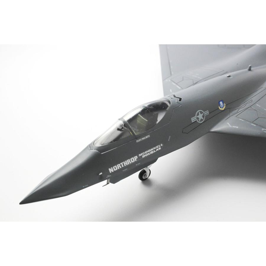 プラッツ 再販 1/72 アメリカ空軍 試作戦闘機 YF-23 ブラック