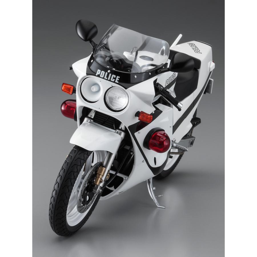 ハセガワ 1/12 「逮捕しちゃうぞ」 スズキ GSX-R750 白バイ仕様