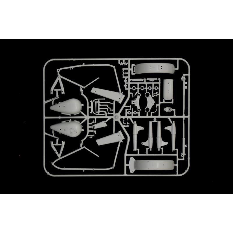 貨物輸送無料◆再販 イタレリ IT7403 1/9 WW.II ＦＲＧ軍 軍用サイドカー プラモデル 【9月取って置く】