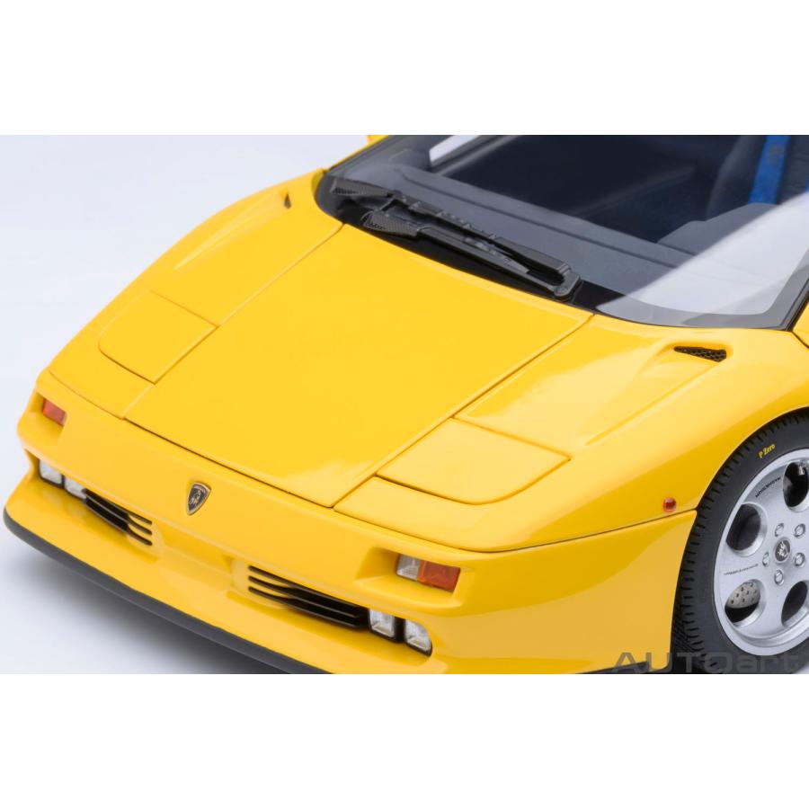 オートアート 1/18 ランボルギーニ ディアブロ SE30 イオタ (イエロー