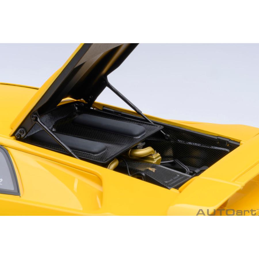 オートアート 1/18 ランボルギーニ ディアブロ SE30 イオタ (イエロー) ミニカー 79144 （ZM136148）_12