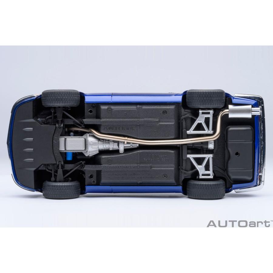 送料無料◇オートアート 1/18 日産 フェアレディZ (S30) 「湾岸