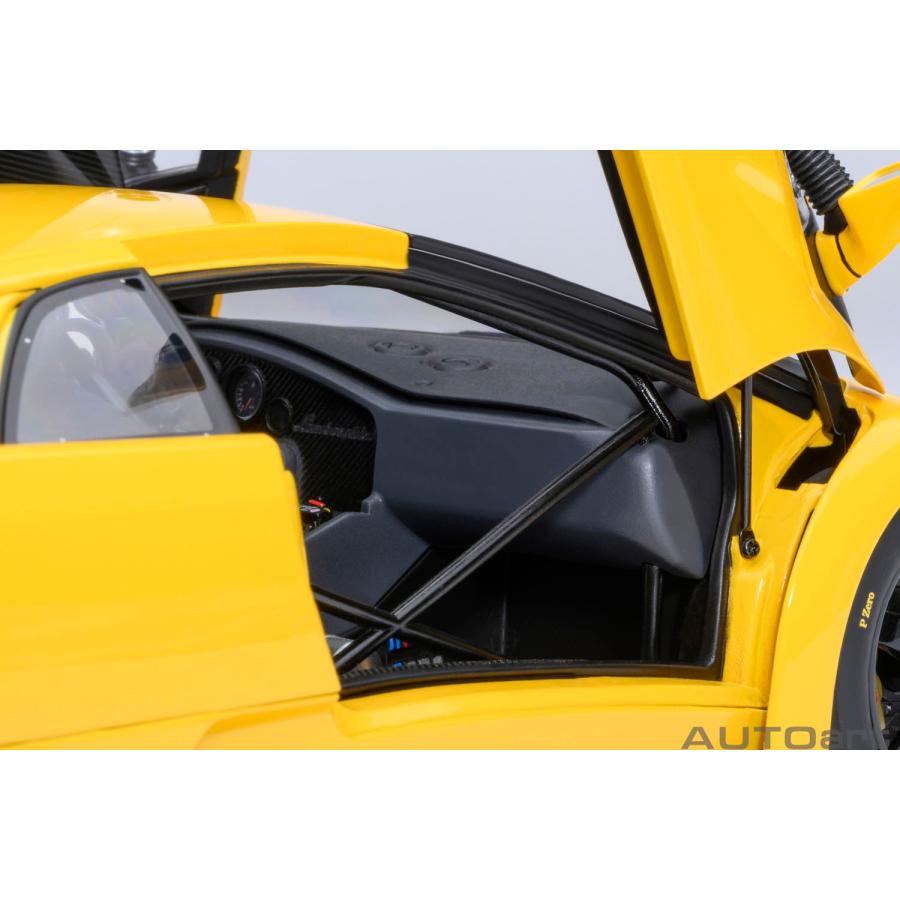 送料無料◇オートアート 1/18 ランボルギーニ ディアブロ GTR