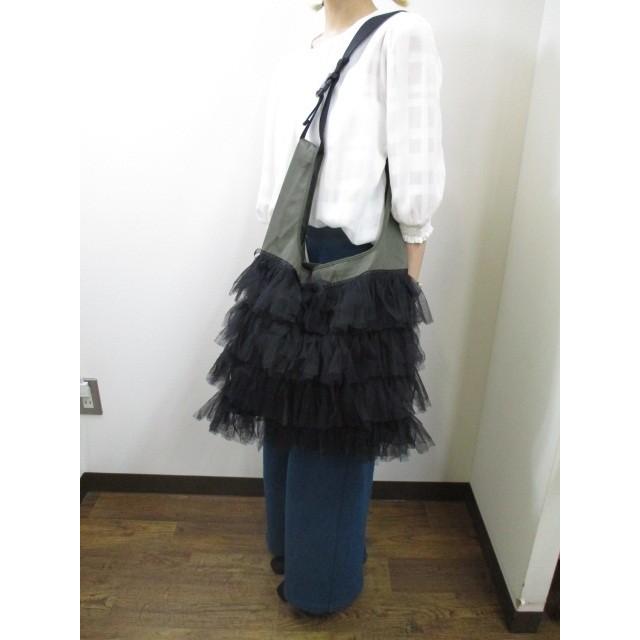 TRANOI おしゃれバッグ バッグ 楽ちん フリル カーキ レディース 送料  