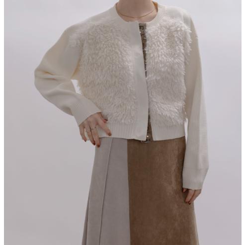 Eimee Law（エイミーロウ） ファードッキングロゴテープニットカーデ